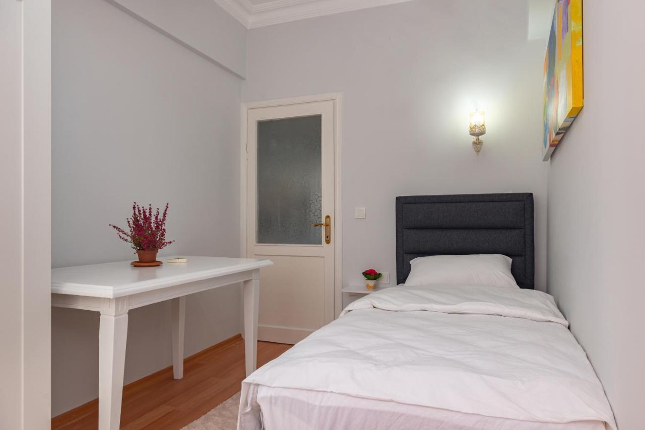 Dualis Hotel Istanbul Exterior photo